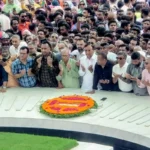 জিয়া উদ্যানে নেতাকর্মীদের ঢল