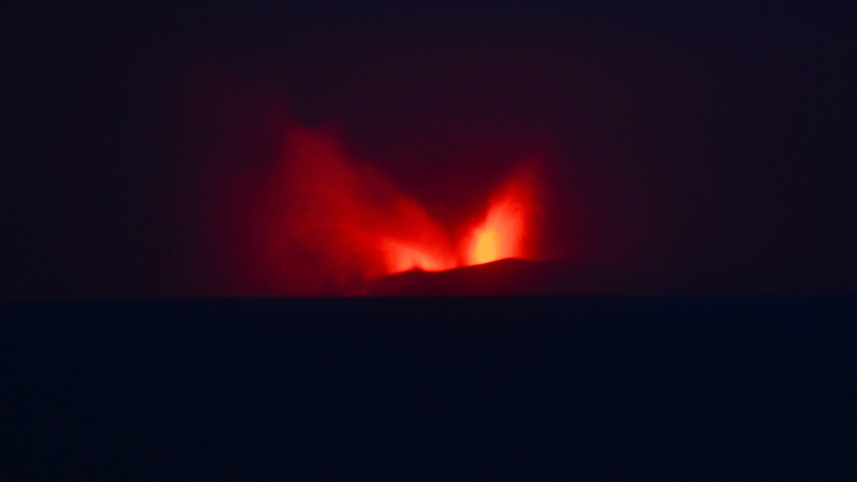 2026-09-05T165702Z_69860787_RC24DNAYB9K1_RTRMADP_3_INDONESIA-VOLCANO
